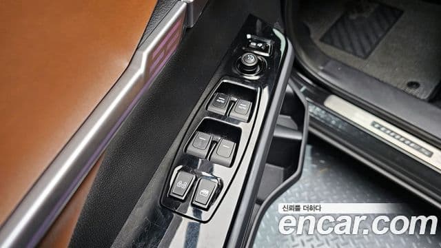 KG모빌리티(SsangYong) Torres T7, 2023 16