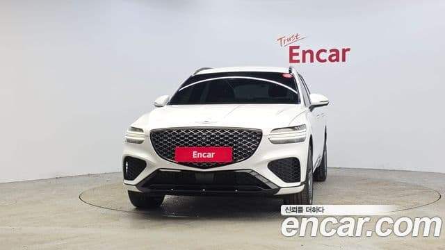 Genesis GV70, 2022 3