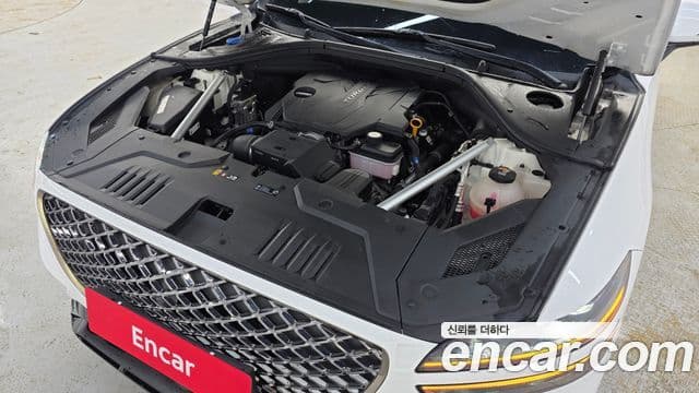 Genesis GV70, 2022 6