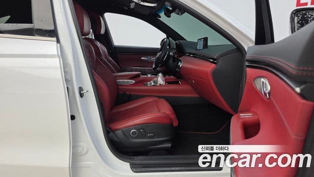 Genesis GV70, 2022 11