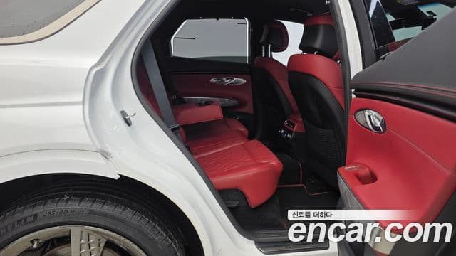 Genesis GV70, 2022 12