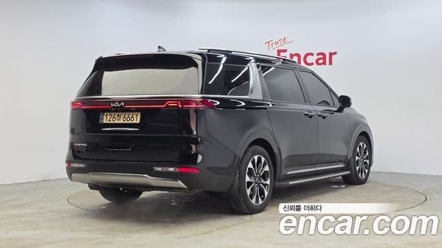 Kia Carnival 4세대 Signature, 2022 2