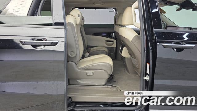 Kia Carnival 4세대 Signature, 2022 12