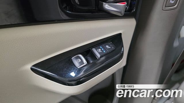 Kia Carnival 4세대 Signature, 2022 18