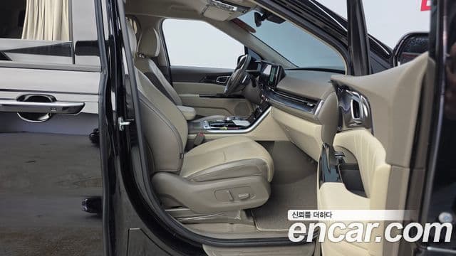 Kia Carnival 4세대 Signature, 2023 11