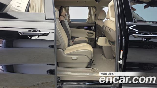 Kia Carnival 4세대 Signature, 2023 12
