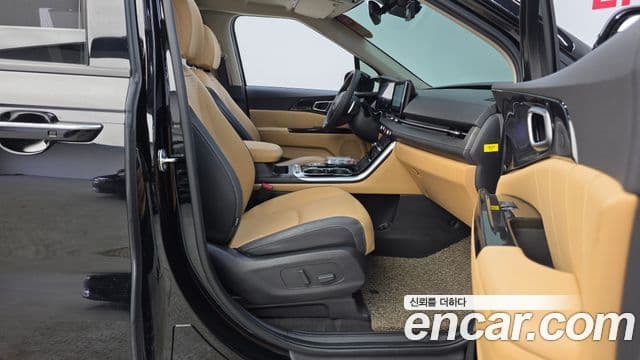 Kia Carnival 4세대 Signature, 2023 11