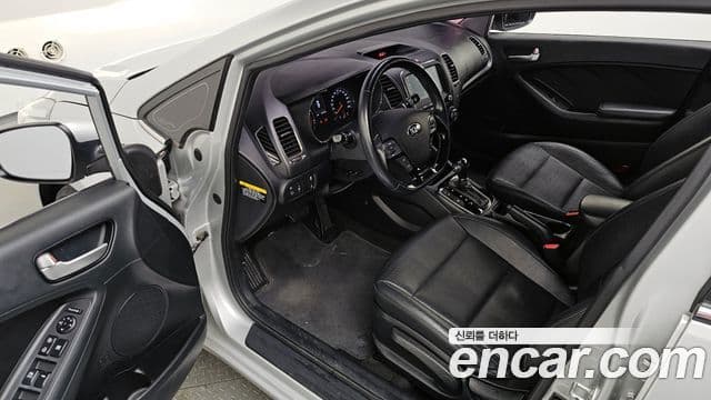 Kia The / новый New K3 Style, 2017 11