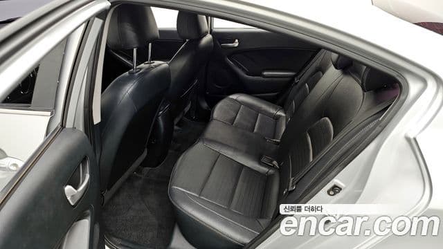 Kia The / новый New K3 Style, 2017 12