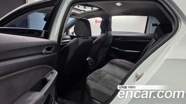 Volkswagen Гольф 8세대 Prestige, 2023 12