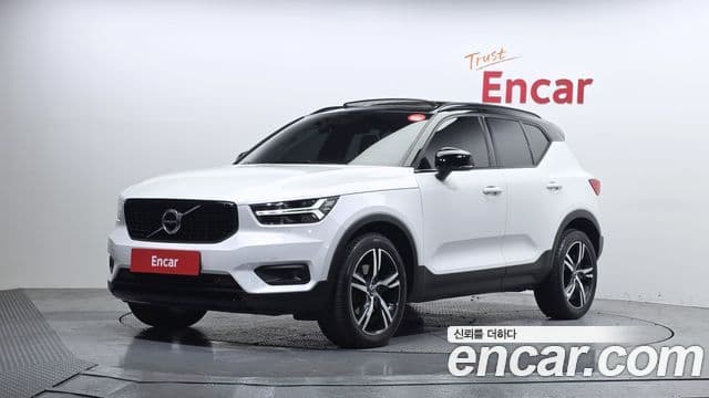 Volvo XC40 B4 R-Design, 2021 1
