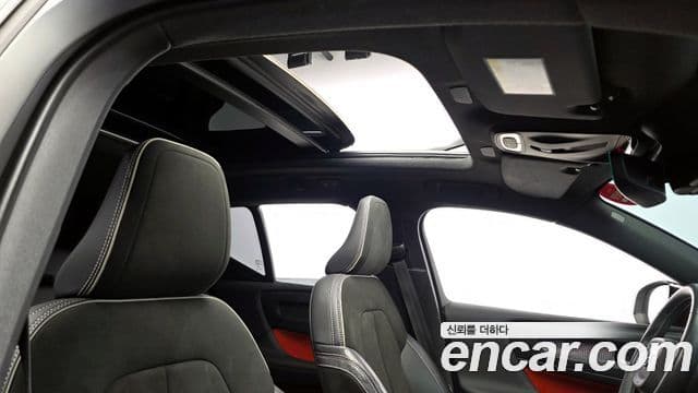 Volvo XC40 B4 R-Design, 2021 16