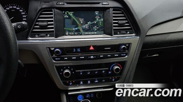 Hyundai LF Sonata Style, 2015 14