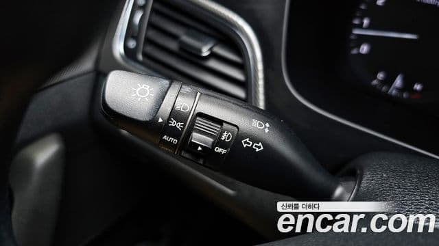 Hyundai LF Sonata Style, 2015 17