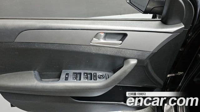 Hyundai LF Sonata Style, 2015 18