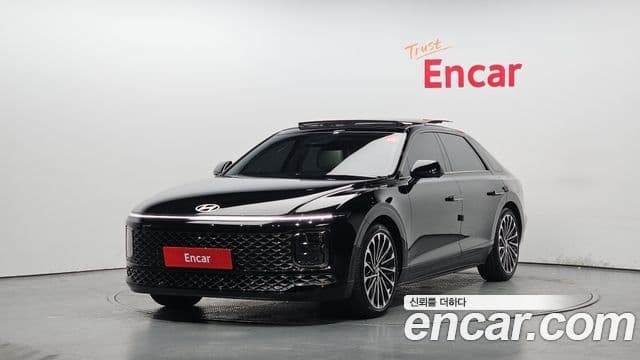 Hyundai Grandeur (GN7) Calligraphy, 2023 1