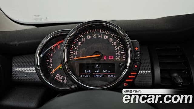 Mini Cooper D 3세대, 2016 8