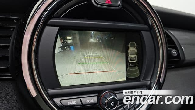 Mini Cooper D 3세대, 2016 15