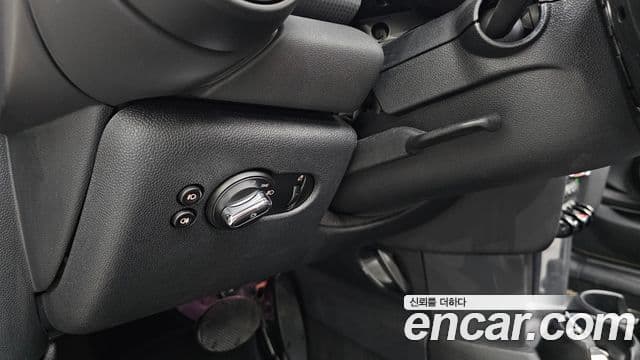 Mini Cooper D 3세대, 2016 19