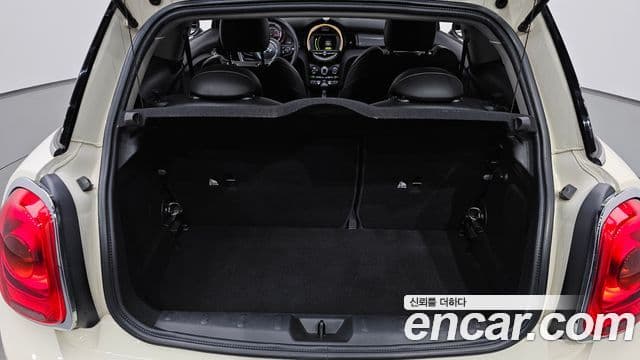 Mini Cooper D 3세대, 2016 20