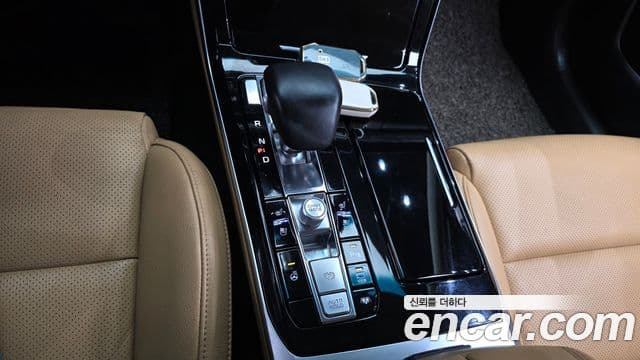 Kia K7 Premier гибрид Noblesse, 2020 9