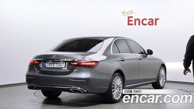 Mercedes-Benz E-класс W213 Exclusive, 2022 2