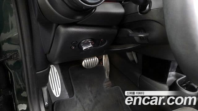 Mini Cooper S кабриолет 3세대, 2024 18