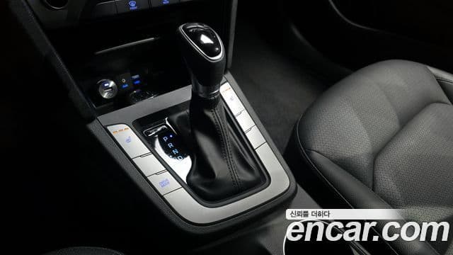 Hyundai Avante AD 1.6 GDI Value Plus, 2018 9