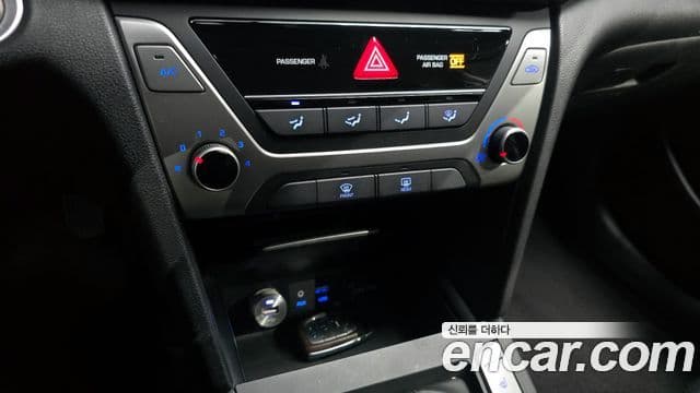 Hyundai Avante AD 1.6 GDI Value Plus, 2018 17