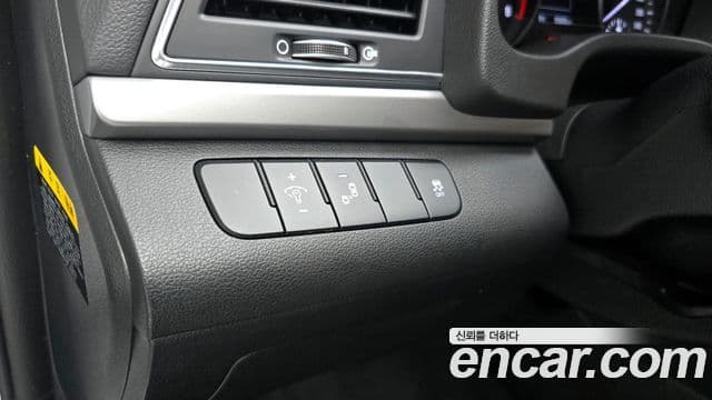 Hyundai Avante AD 1.6 GDI Value Plus, 2018 18