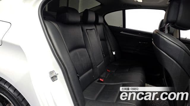 BMW 5시리즈 (F10), 2013 12