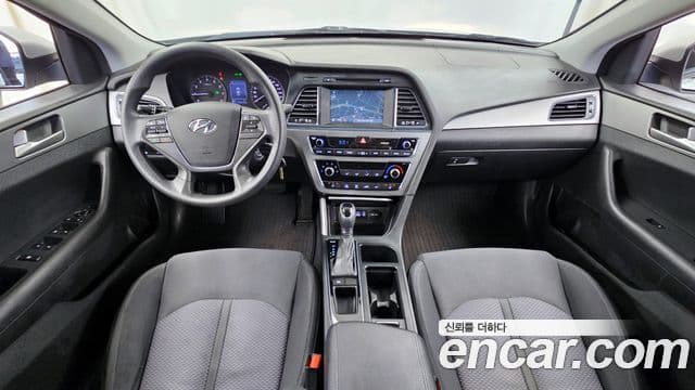 Hyundai LF Sonata Style, 2015 7