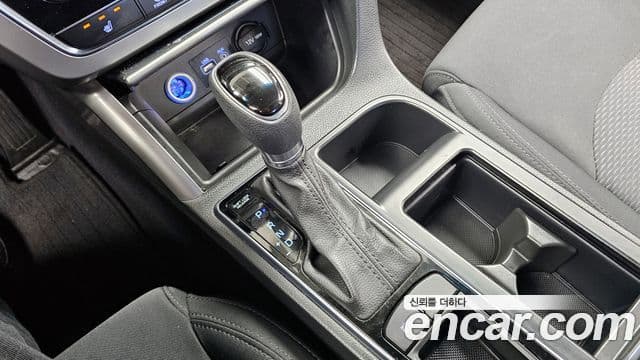 Hyundai LF Sonata Style, 2015 9