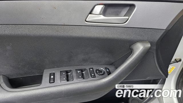 Hyundai LF Sonata Style, 2015 18