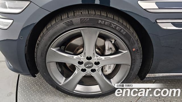 Genesis G80 (RG3) бензин 2.5 турбо 2WD, 2022 все фото