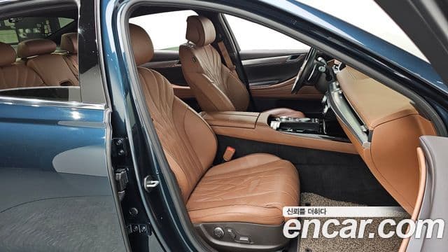 Genesis G80 (RG3) бензин 2.5 турбо 2WD, 2022 10