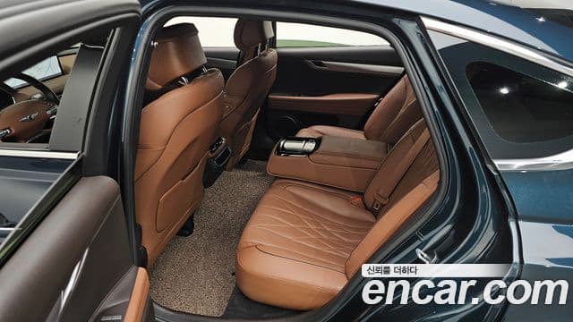 Genesis G80 (RG3) бензин 2.5 турбо 2WD, 2022 12