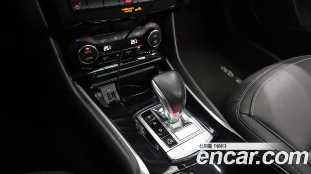 Infiniti Q30 2.0 Essential, 2019 9