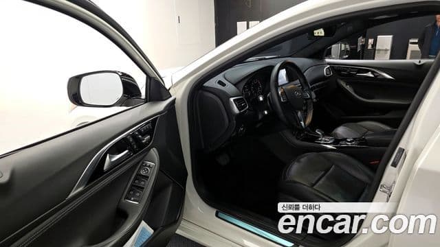 Infiniti Q30 2.0 Essential, 2019 10