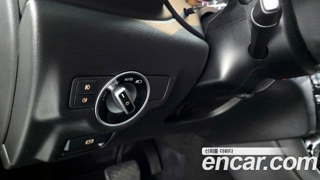 Infiniti Q30 2.0 Essential, 2019 19