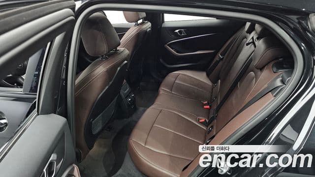 BMW 1시리즈 (F40) 118d M Sport, 2021 12