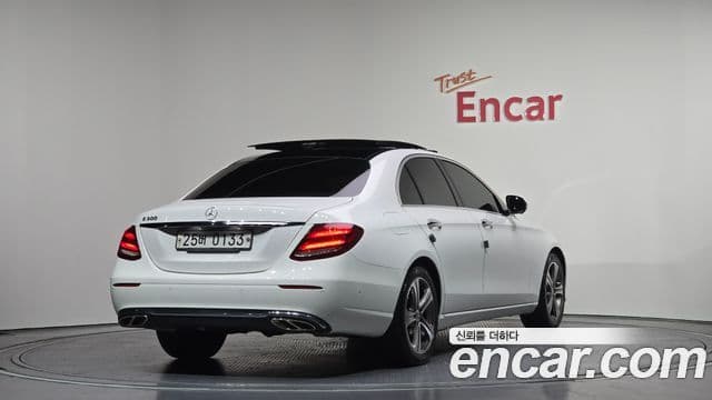 Mercedes-Benz E-класс W213 E300 Avantgarde Intelligent Drive, 2017 2