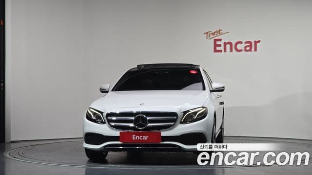 Mercedes-Benz E-класс W213 E300 Avantgarde Intelligent Drive, 2017 3