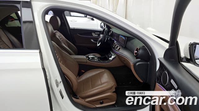 Mercedes-Benz E-класс W213 E300 Avantgarde Intelligent Drive, 2017 11
