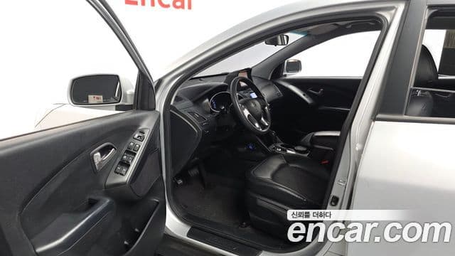 Hyundai Tucson ix Luxury, 2010 10