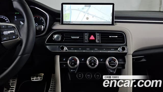 Genesis The / новый New G70 슈팅브레이크, 2023 16