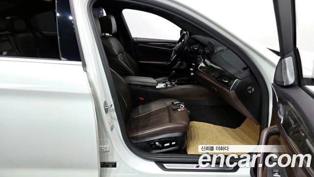 BMW 5시리즈 (G30) 540i xDrive M Sport Plus, 2018 11