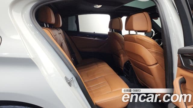 BMW 5시리즈 (G30) 520i M Sport, 2022 12