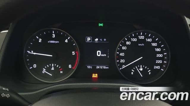 Hyundai Avante AD 1.6 e-VGT Smart, 2016 8
