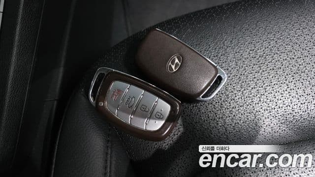 Hyundai Avante AD 1.6 e-VGT Smart, 2016 18